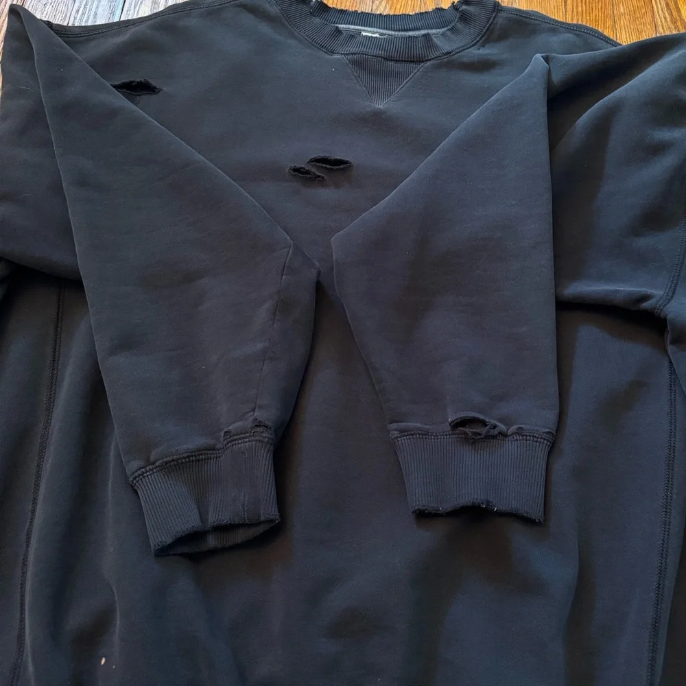 Y2K Distressed Reebok Vintage Crewneck Sweater - Picture 7 of 13